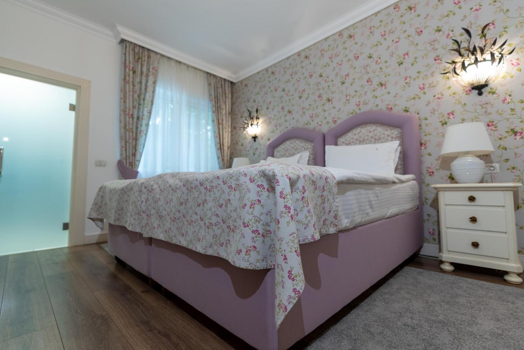 Excelsior Boutique Hotel ซินายา ภายนอก รูปภาพ