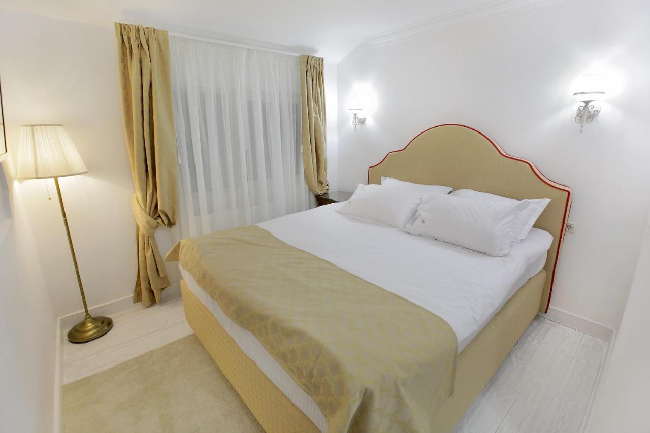 Excelsior Boutique Hotel ซินายา ภายนอก รูปภาพ