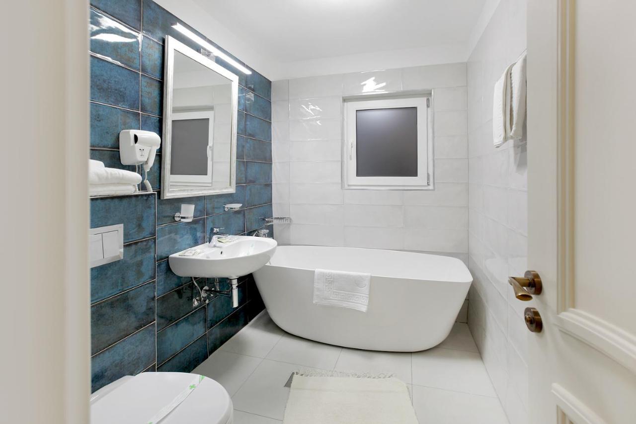 Excelsior Boutique Hotel ซินายา ภายนอก รูปภาพ